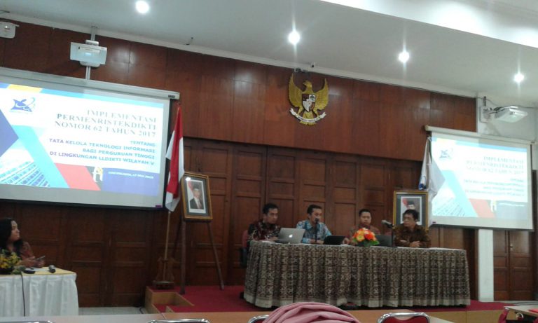 Tata Kelola Teknologi Informasi /TI di perguruan Tinggi