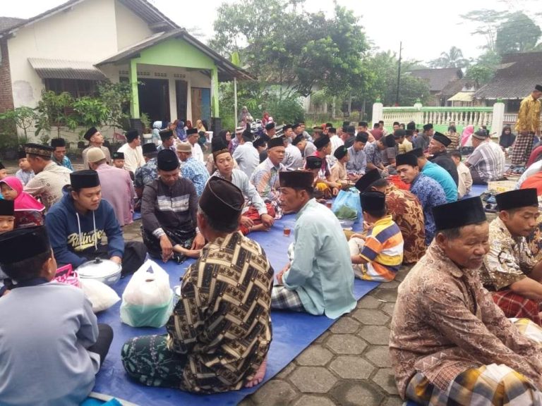 Tradisi Nyadran menjelang bulan Puasa (Ramadhan)