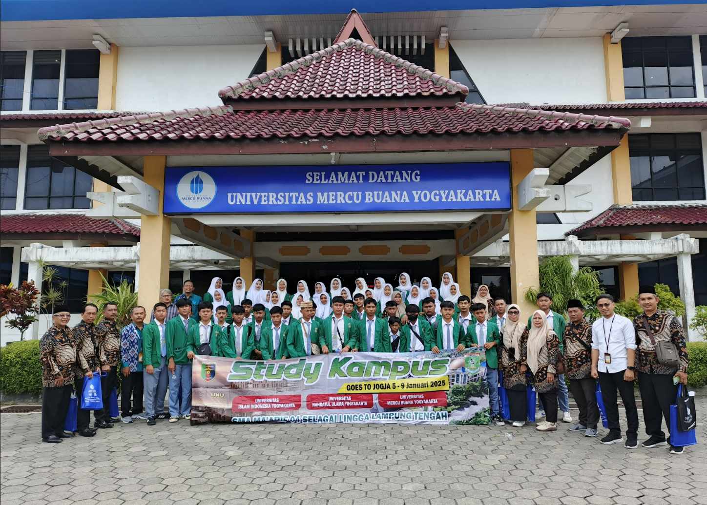SMA Ma’arif Selagai Lingga Kunjungi Universitas Mercu Buana Yogyakarta (UMBY)