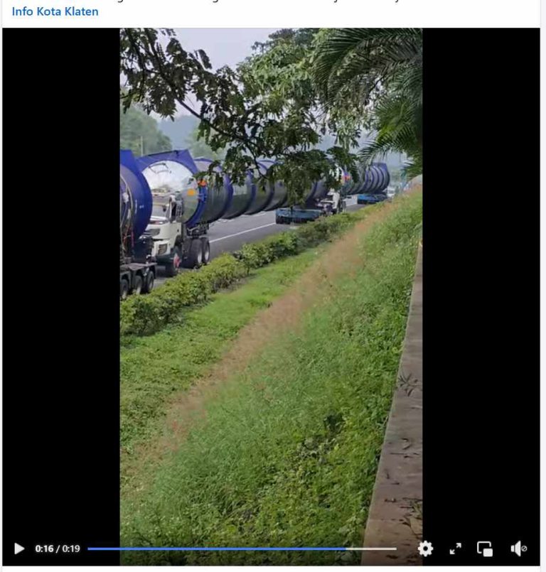 Sebanyak 13 tabung berukuran besar dengan merek Olymspan bergerak dari Semarang ke Banajarnegara