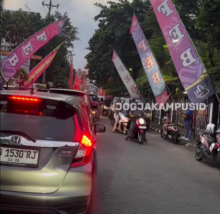 Suasana Haru dan Penuh Harapan di Hari Pertama SNBT 2026